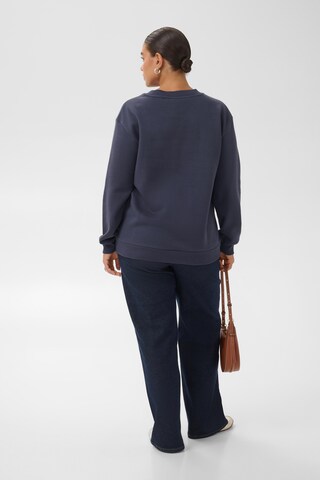 KAFFE CURVE Sweatshirt 'Malina' in Grijs