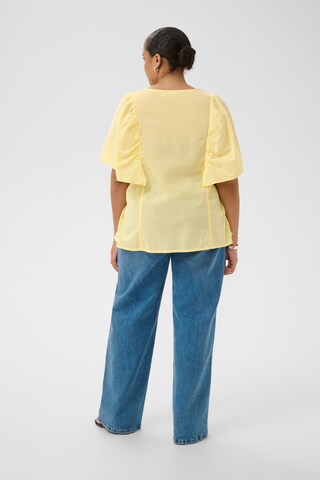 KAFFE CURVE - Blusa 'KCKarlia' em amarelo