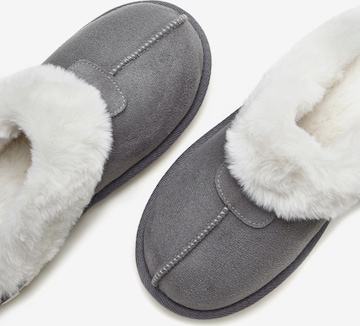 VIVANCE Slipper in Grey