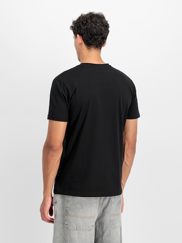 ALPHA INDUSTRIES Μπλουζάκι σε μαύρο