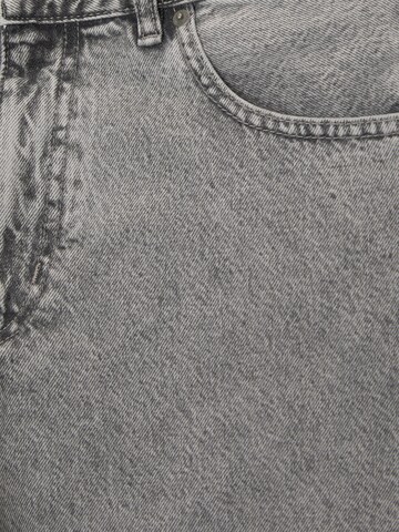 Regular Jean Pull&Bear en gris