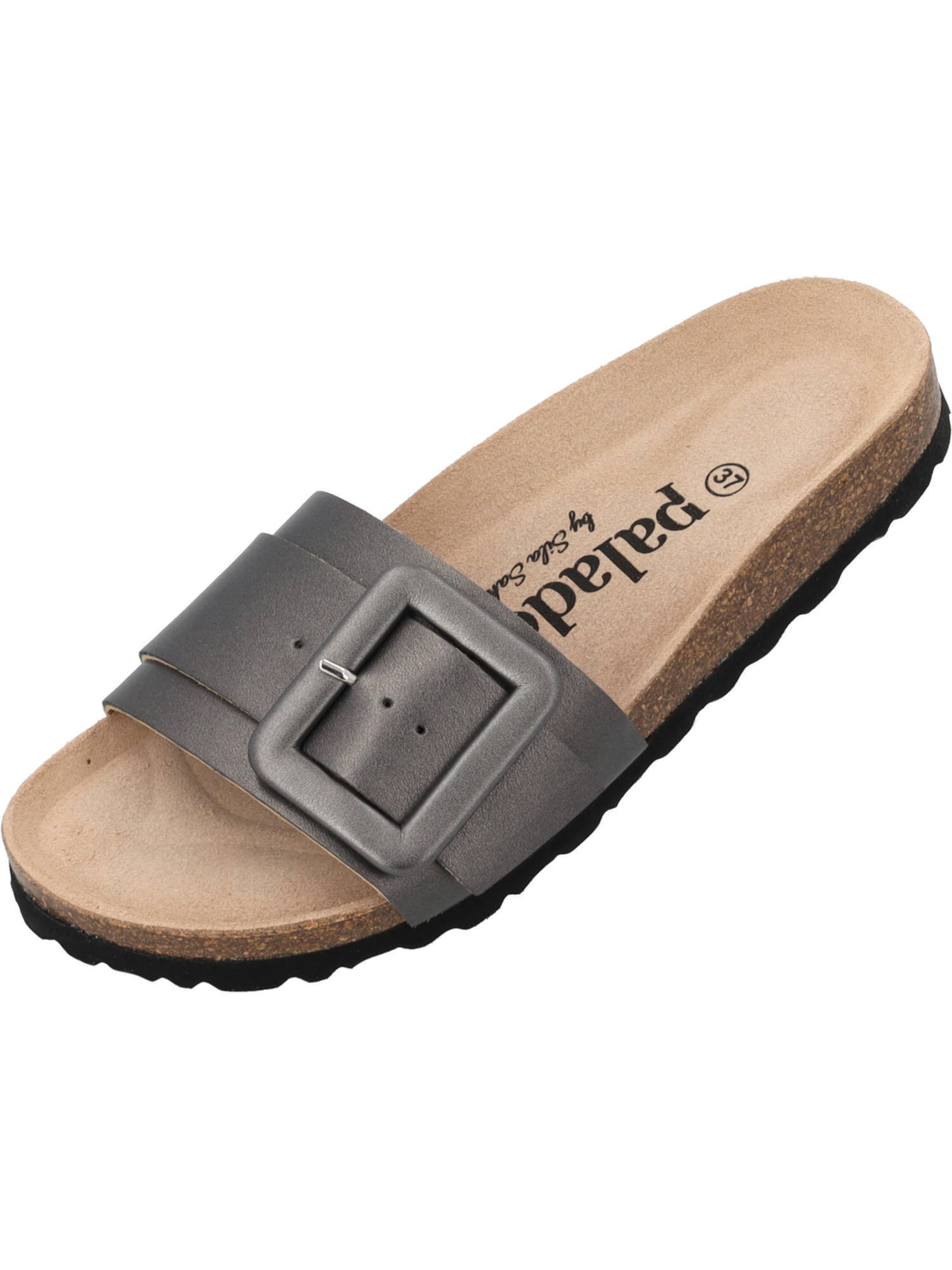 Saboți 'Arrus' de la Palado by Sila Sahin pe gri: față