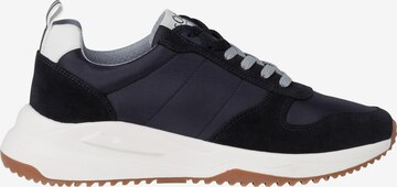 s.Oliver Sneakers in Black