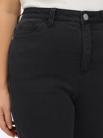 Regular Jeans de la SHEEGO pe negru