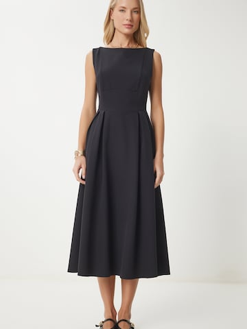 Robe Happiness İstanbul en noir : devant