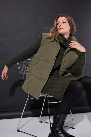 Studio Untold Bodywarmer in Groen