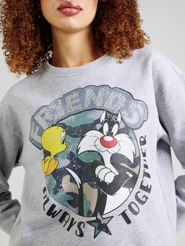 PRINCESS GOES HOLLYWOOD Sweatshirt 'Sylvester& Tweety friends' in Grijs