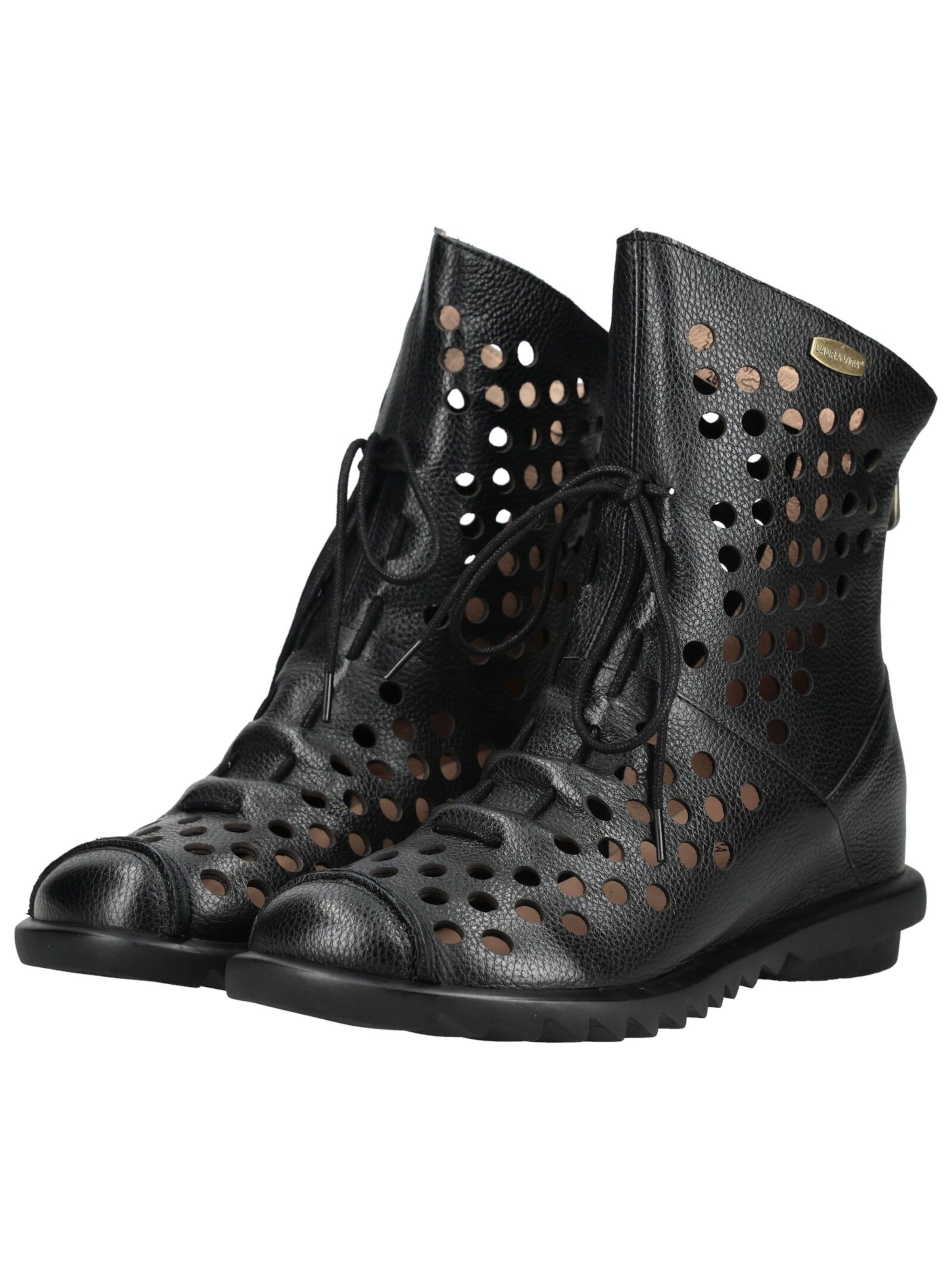 Stivaletto stringato di Laura Vita in nero