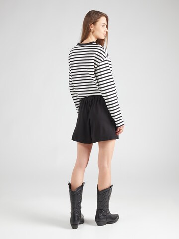 Regular Pantalon à pince QS en noir