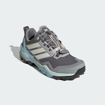 Scarpa bassa 'Skychaser' di ADIDAS TERREX in grigio