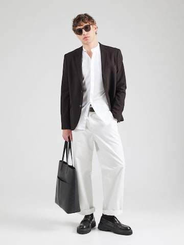 Coupe regular Chemise 'Kaleb' HUGO en blanc