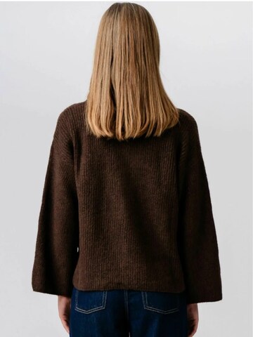 TEESHOPPEN Neulepaita ' Josie Polo ' värissä ruskea