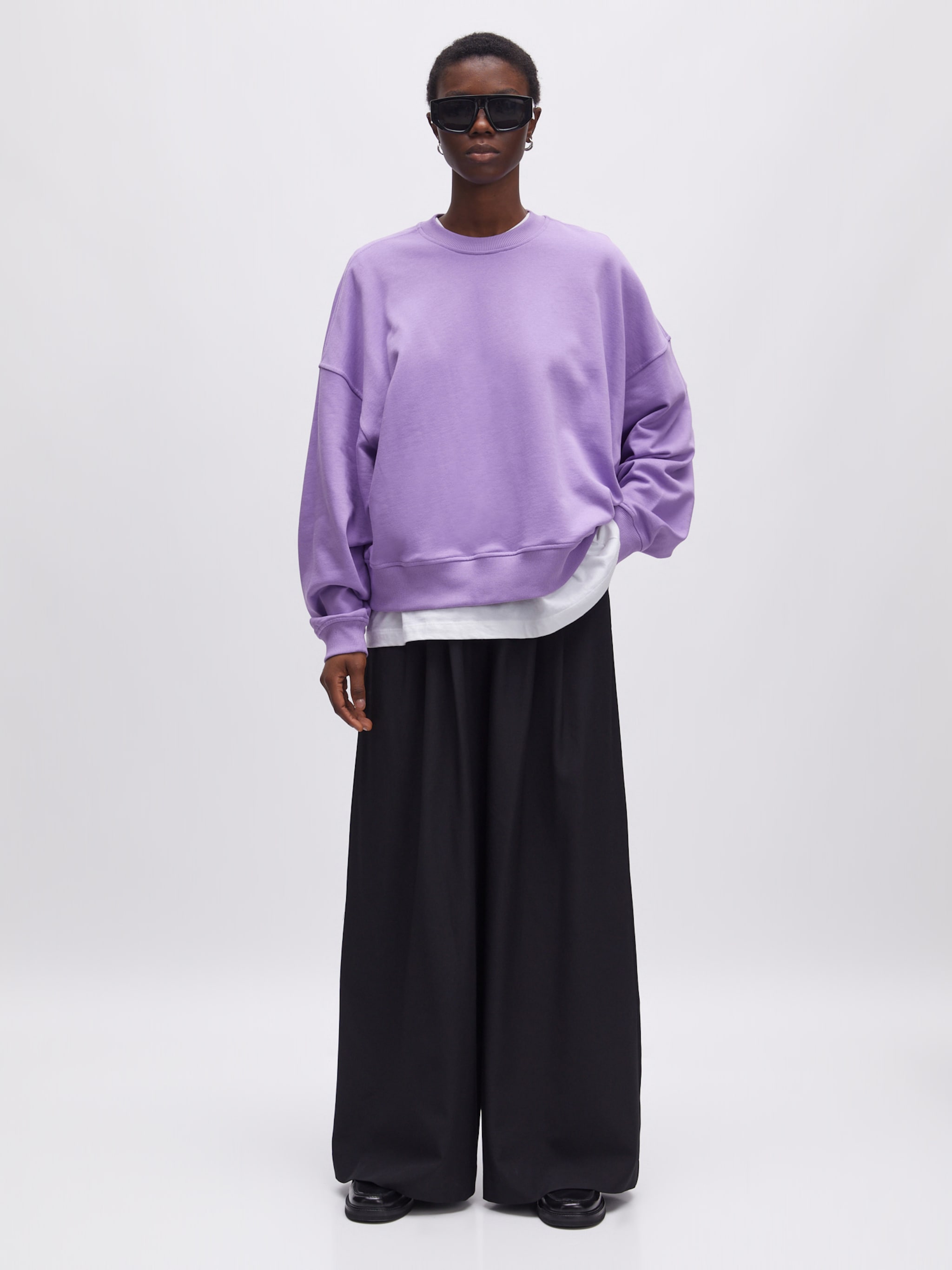 EDITED Produits Sweat-shirt 'Emielia' violet