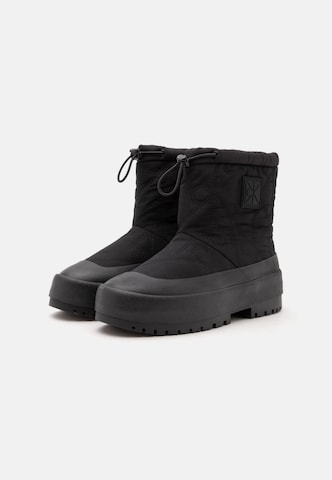 Calvin Klein - Botas de nieve en negro