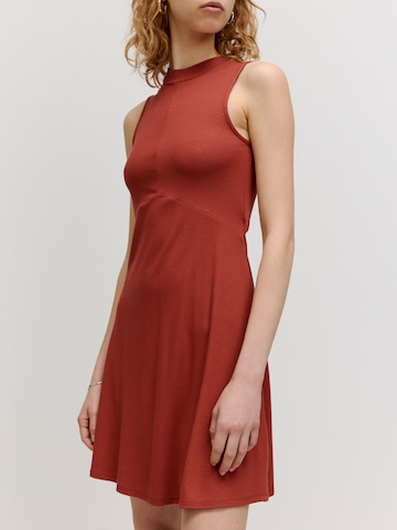 EDITED Sukienka 'Nilda' w kolorze czerwony: przód