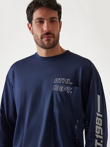 GUESS Shirt in Blau