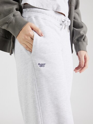 Superdry - Loosefit Calças 'ESSENTIAL' em cinzento