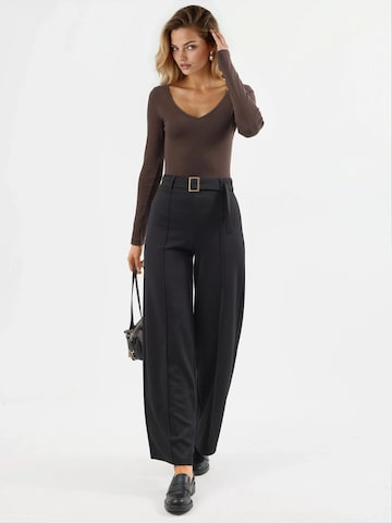 Busem - Camisa em castanho