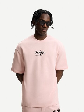 Tricou de la Bershka pe roz