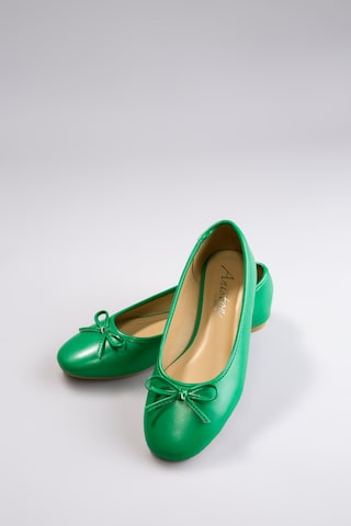 Aniston Ballet Flats in Green