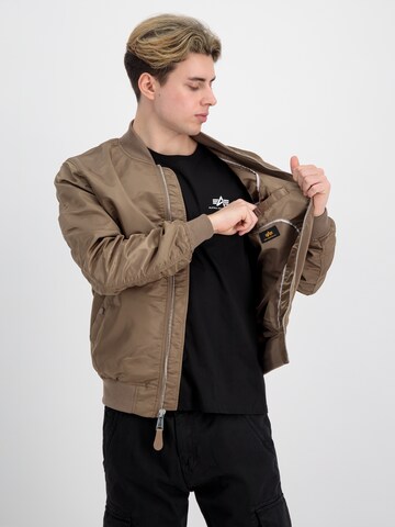 ALPHA INDUSTRIES Overgangsjakke 'MA-1' i brun