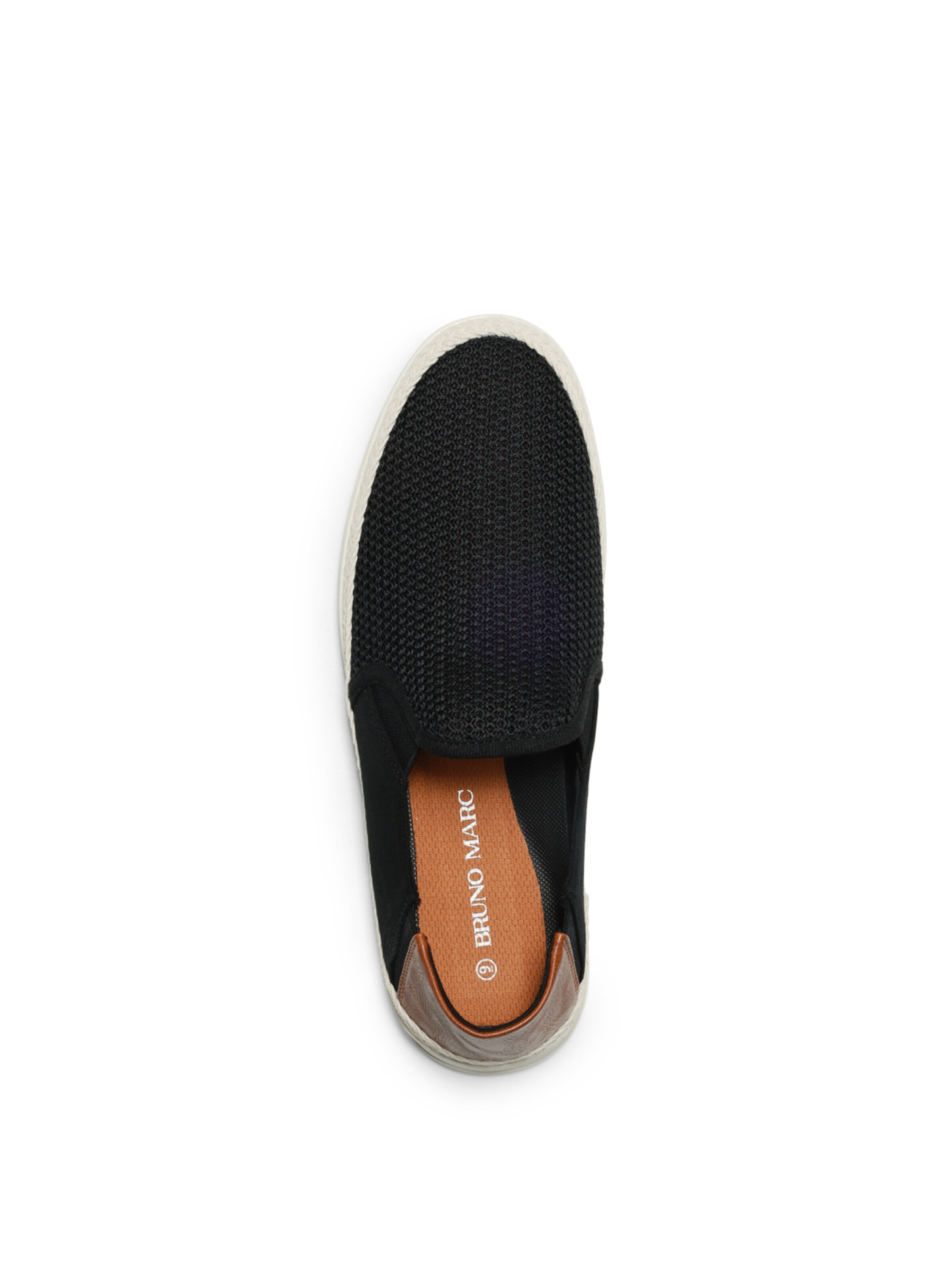 Scarpa slip-on di Bruno Marc in nero