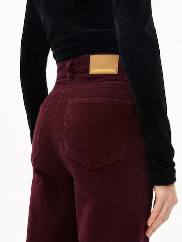 ARMEDANGELS Skinny Broek in Rood