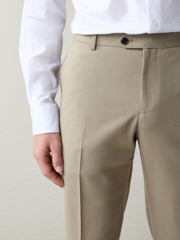 Next Slimfit Hose in Grau