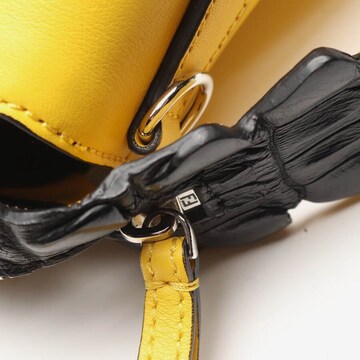 Fendi Handtasche One Size in Gelb