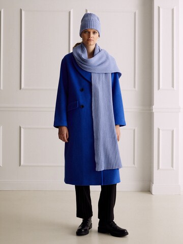 Guido Maria Kretschmer Women Schal 'Giana' in Blau: Vorderseite