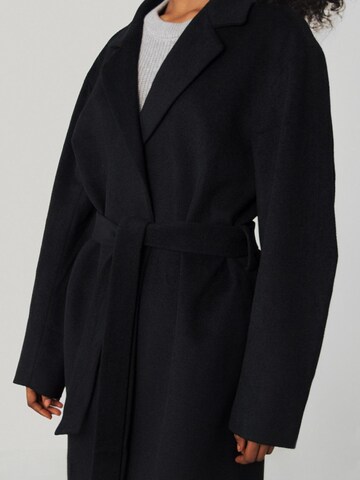 Honest Basics Übergangsmantel‌‌‌‌‌‌‌‌‌‌ in Schwarz