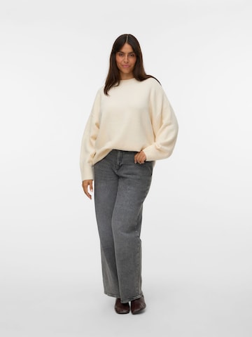 Pull-over oversize 'VMBoom' Vero Moda Curve en blanc : devant
