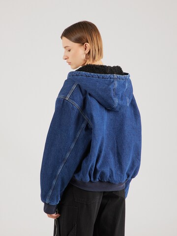 Carhartt WIP Prehodna jakna 'Active' | modra barva