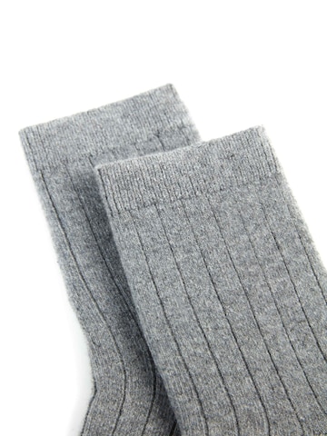 GOBI Cashmere Sockor i grå