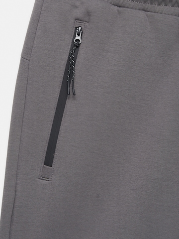Pull&Bear Tapered Trousers in Grey