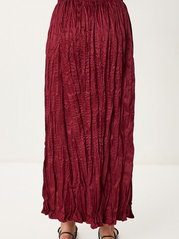 Happiness İstanbul Nederdel i rød