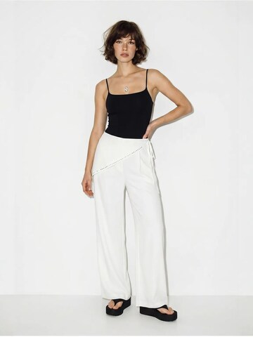 Wide Leg Pantalon 'Hose' Bianco Lucci en blanc