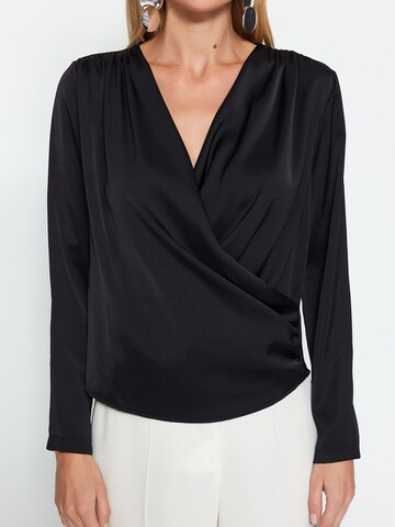 Trendyol Blus i svart