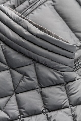 STRELLSON Between-Season Jacket 'Clason' in Grey