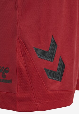 regular Pantaloni sportivi di Hummel in rosso