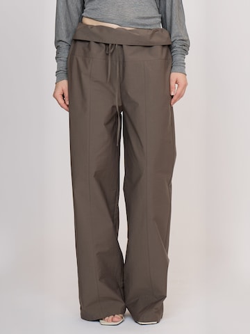 Résumé - regular Pantalón ' OliRS ' en marrón: frente
