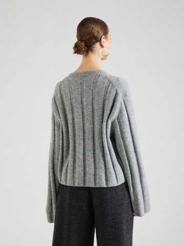 WEEKDAY Sweater 'Fiona' in Grey