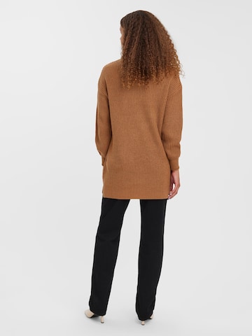 VERO MODA Knitted dress 'Lea' in Brown