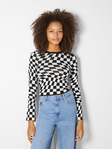 Pull-over Bershka en noir : devant