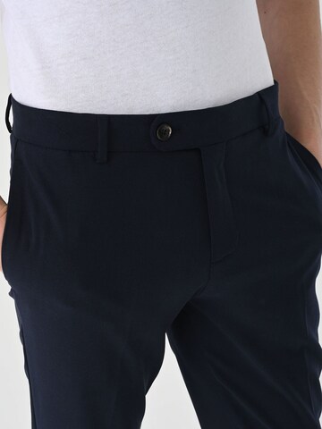 Effilé Pantalon Antioch en bleu