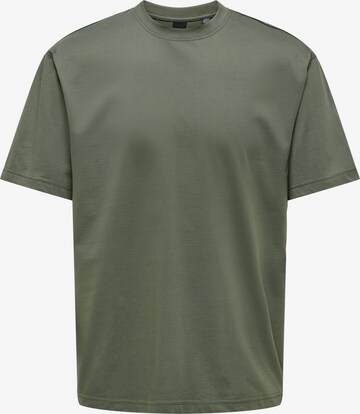 Only & Sons T-shirt 'Fred' i grön: framsida