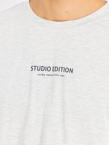 T-Shirt 'Studio Edition' ALPHA INDUSTRIES en gris