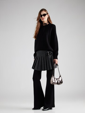 s.Oliver Sweater in Black