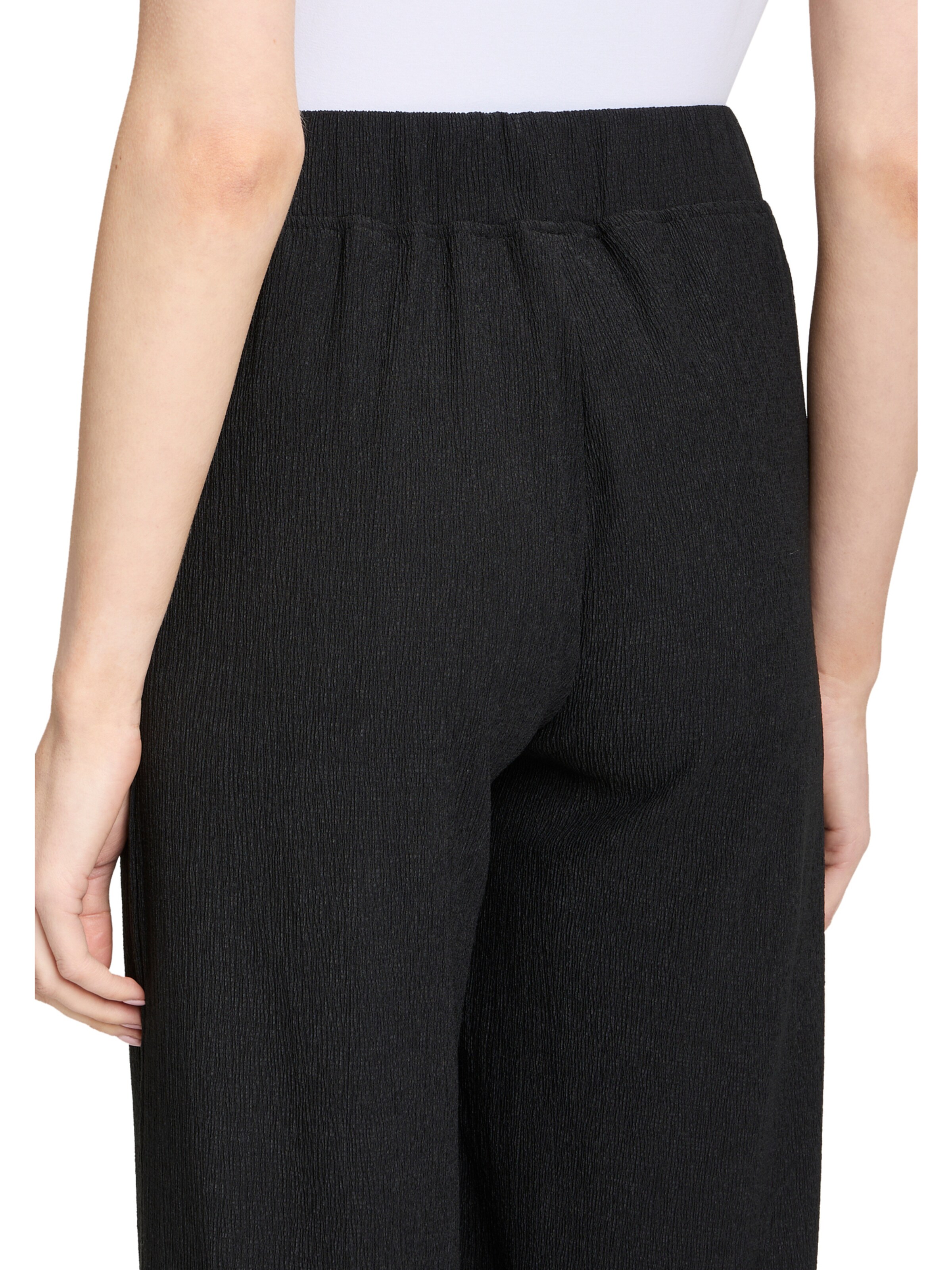 Regular Pantalon Betty Barclay en noir
