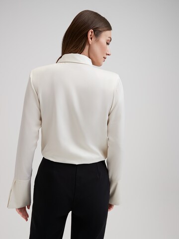 RÆRE by Lorena Rae Blouse 'Franca' in White